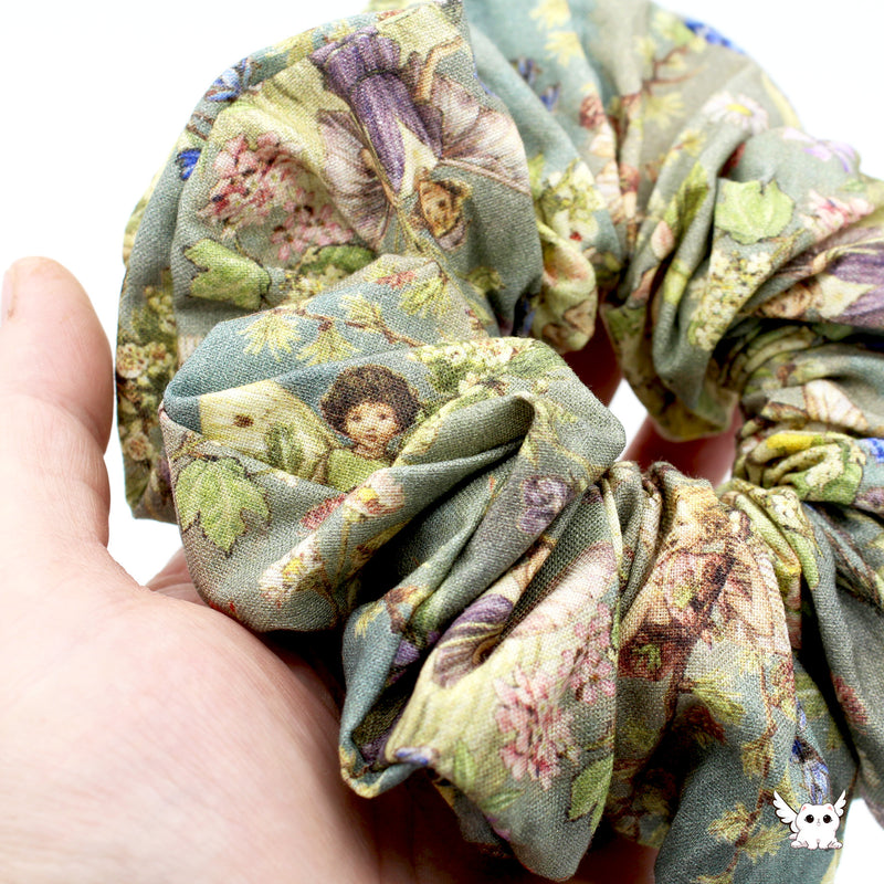 CUTIES WINTER FAIRY SCRUNCHIE